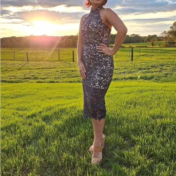 NWOT Divine Destiny Navy Blue Lace Midi Dress - Picture 4 of 11